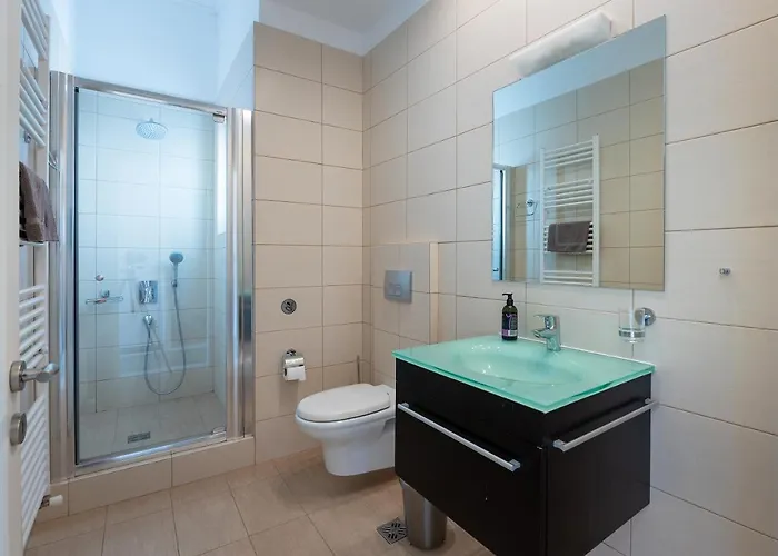 Angelinas Quarters - Mediterranean Kalamata