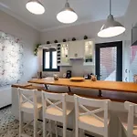 Angelinas Quarters - Mediterranean فيلة