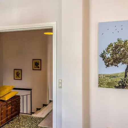 Angelinas Quarters - Mediterranean Villa Kalamata