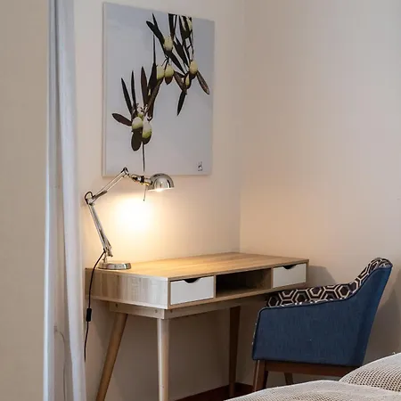 Angelinas Quarters - Mediterranean