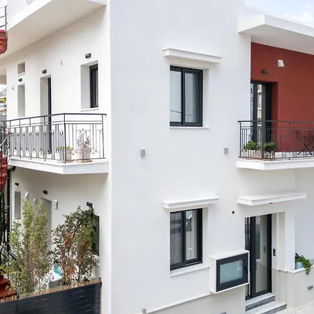 Angelinas Quarters - Mediterranean كالاماتا