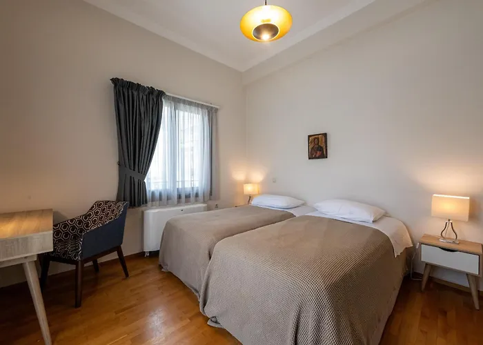 Angelinas Quarters - Mediterranean